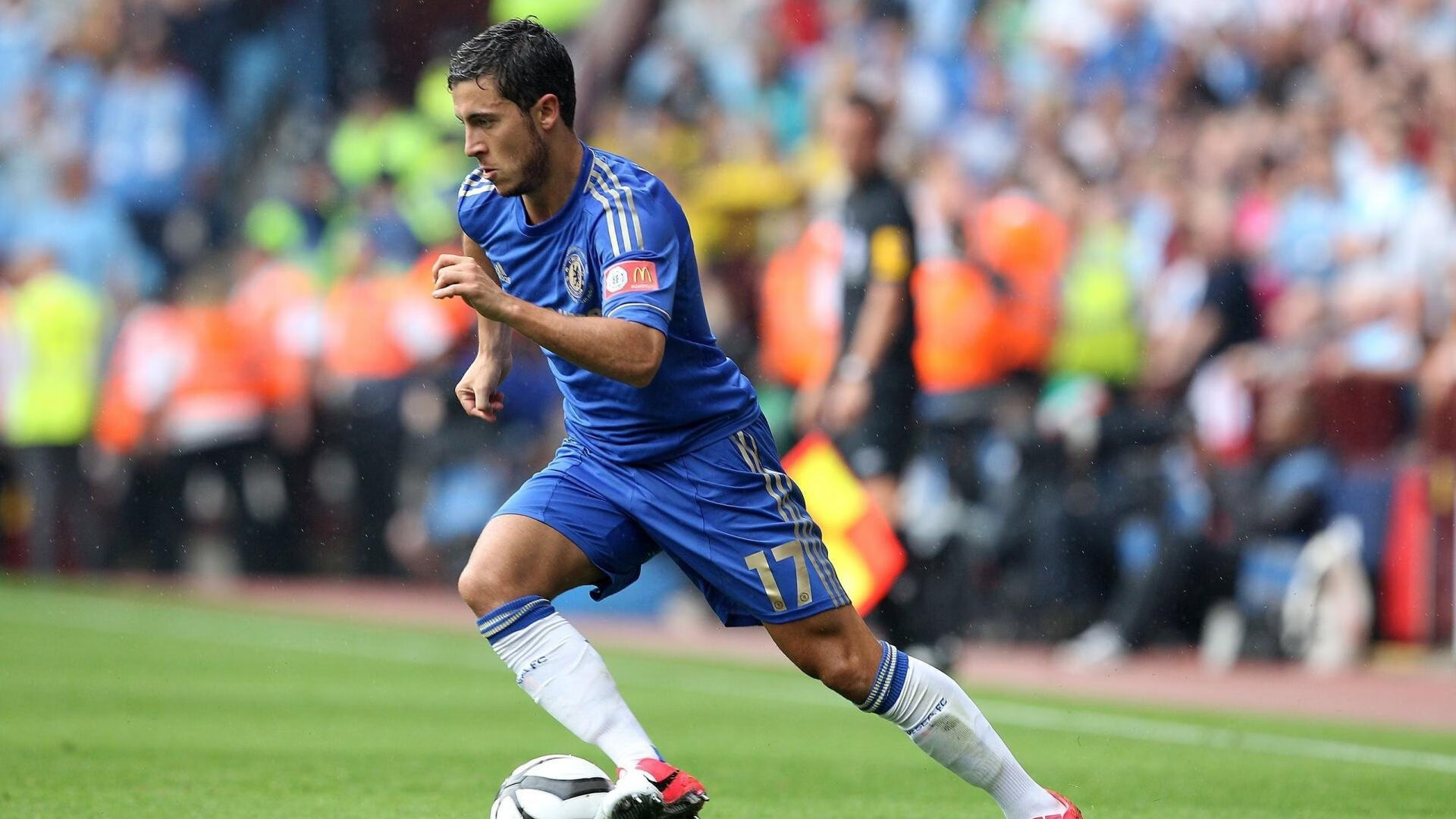 亚冠联赛中国青年队战胜 球迷热烈支持,中国队亚青赛冠军